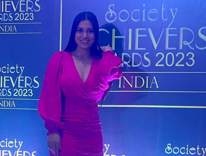 Zeba Khan at Society Achiever's Award Show