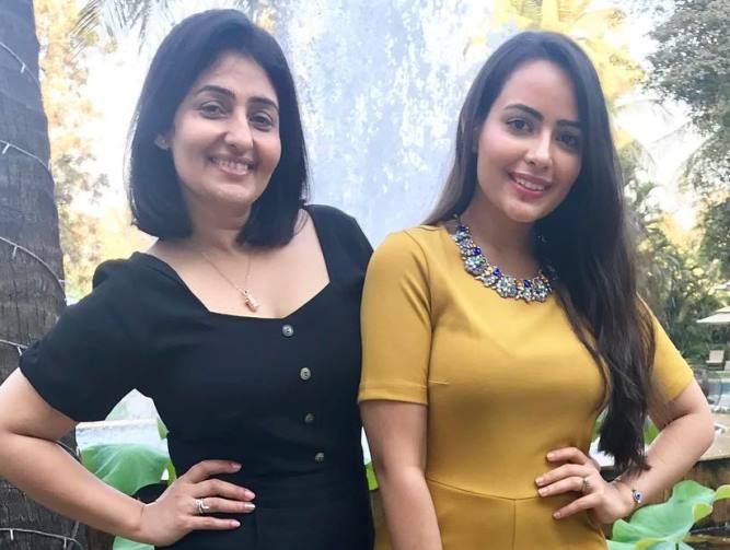 Aanchal Munjal with her Mother Anu Narang