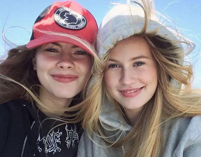 Danika Yarosh with her Elder Sister Mani Yarosh