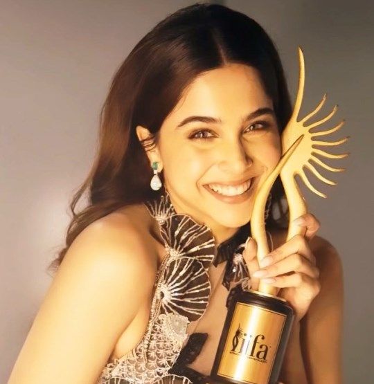 Sharvari Wagh with IIFA Awards