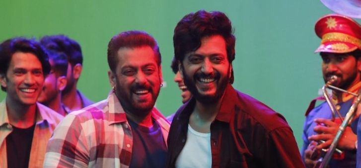 Riteish Deshmukh & Salman Khan on Ved Movie Set